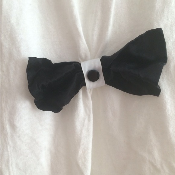 [5 for $25] Oversized knit material top with bow - Picture 3 of 3