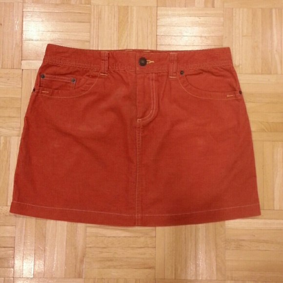 *Sold* Orange skirt :) - Picture 2 of 3