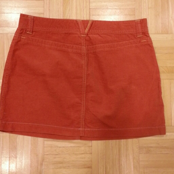 *Sold* Orange skirt :) - Picture 3 of 3