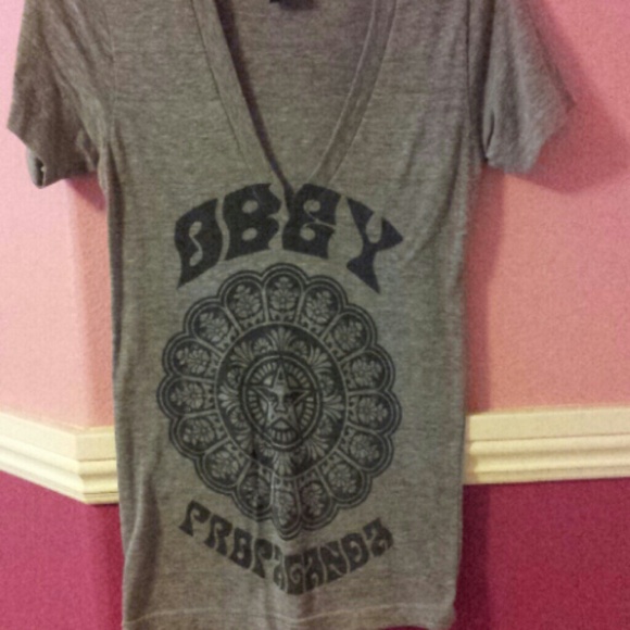 V-neck