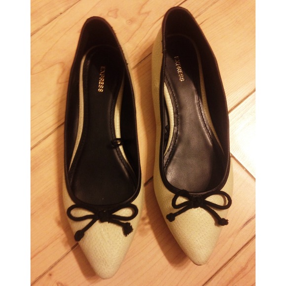 Express pointed toe snakeskin flats