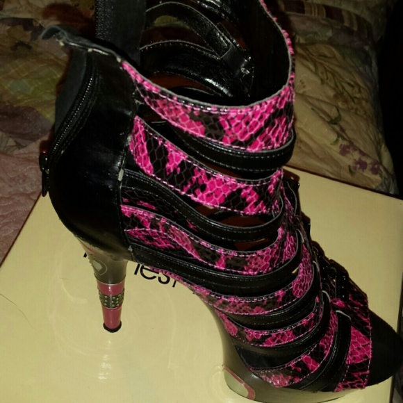 High heels pink and black - Picture 2 of 2