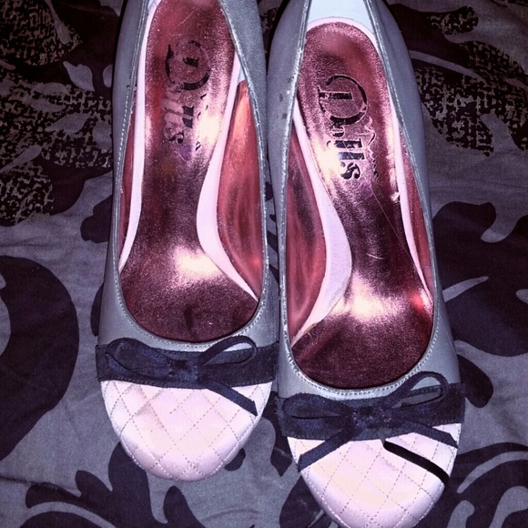 "Dolls"-vintage style Pink/Grey heels