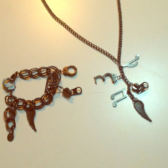 Bracelet/ necklace set