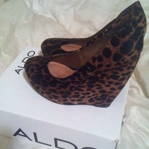 🎉Host's Pick🎉 Aldo Cheetah Print Wedges