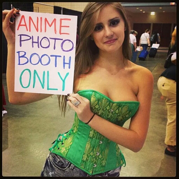 Green and gold corset! - Picture 1 of 3