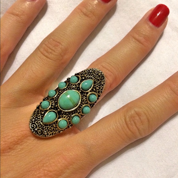 Statement Rings - Picture 3 of 3