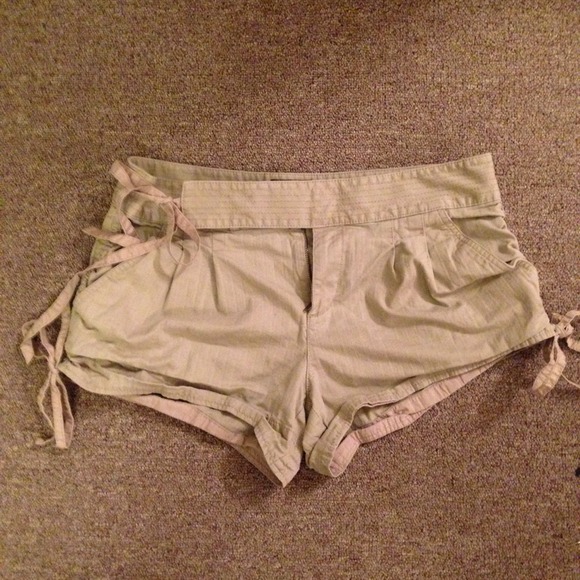 Juicy Couture khaki shorts