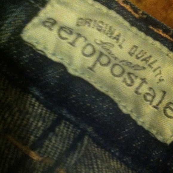 Size 0 Aeropostale shorts - Picture 2 of 3