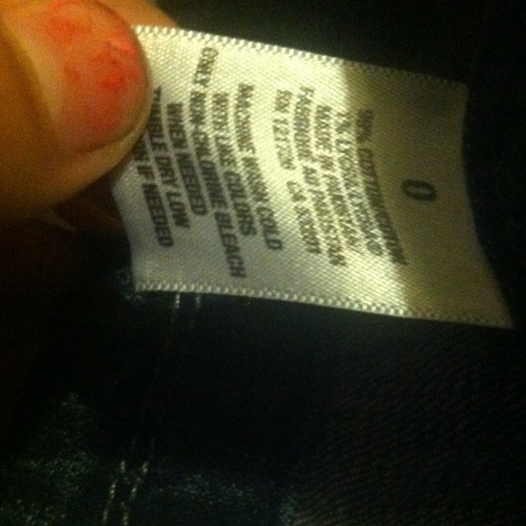 Size 0 Aeropostale shorts - Picture 3 of 3