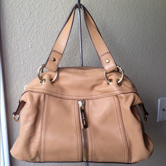 Michael Kors Handbags - 💝authentic Michael Kors purse