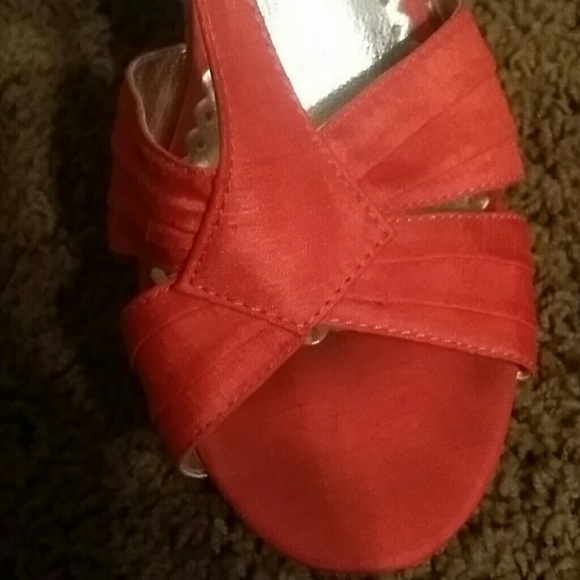 Very new rampage wedges - Picture 3 of 4