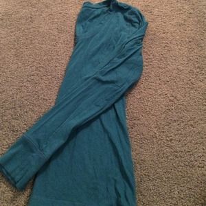 SO long sleeve dark turqiose long sleeves shirt!