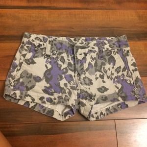HURLEY purple cheetah shorts