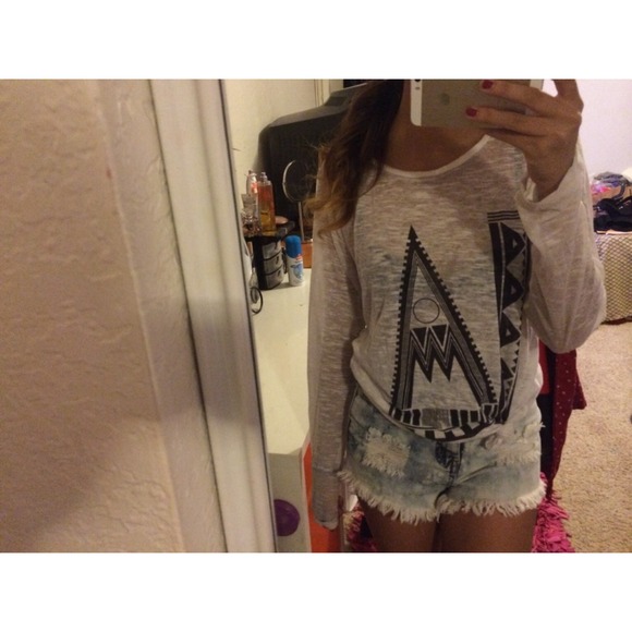 LA white long sleeve