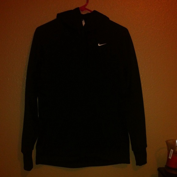 SZ S Black Nike Hoodie NWOT