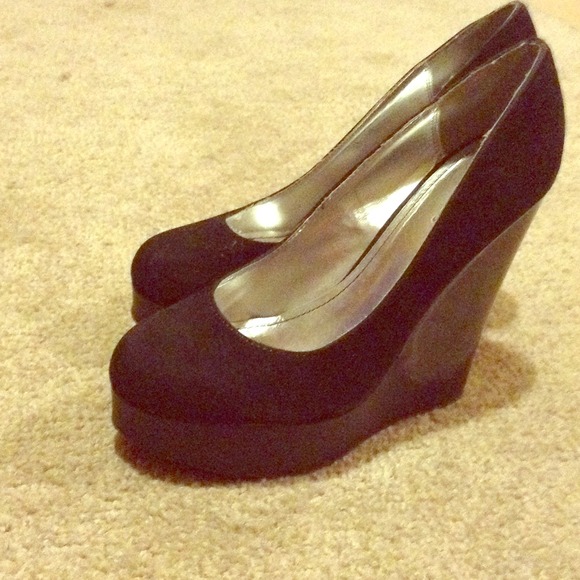 Mixed Media Black Wedges