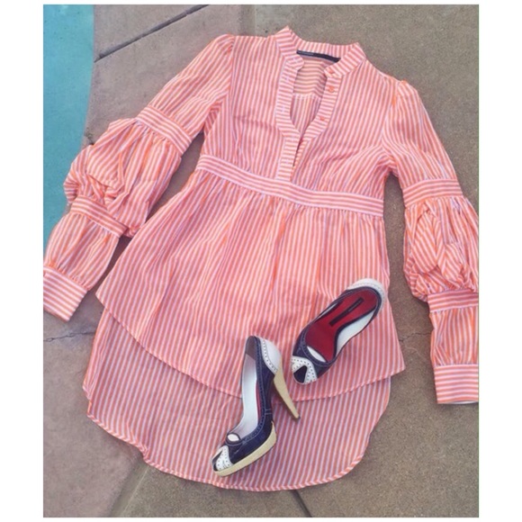 Gaetanonavarra Tops - Gaetanonavarra Button shirt tunic.