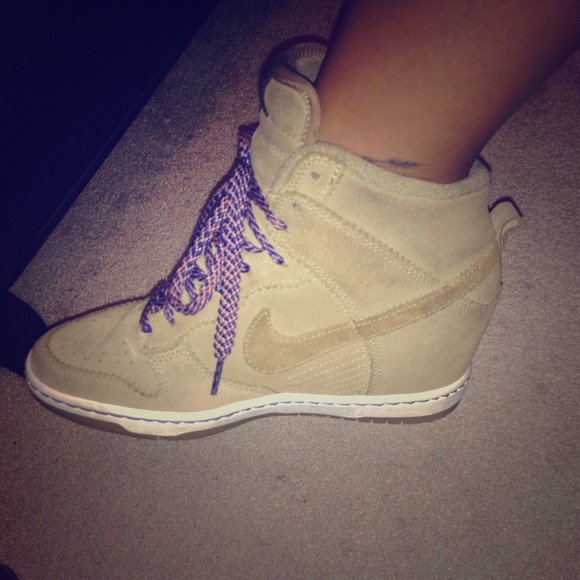 6.5 #nike #wedge #dunks #niketown || gently worn