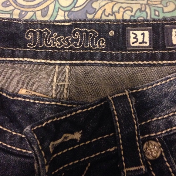 Miss Me Shorts size 31
