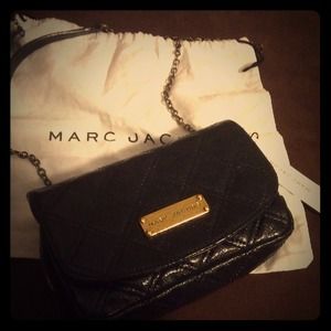 *SOLD* Marc Jacobs leathercrossbody