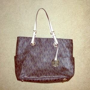 Michael Kors bag