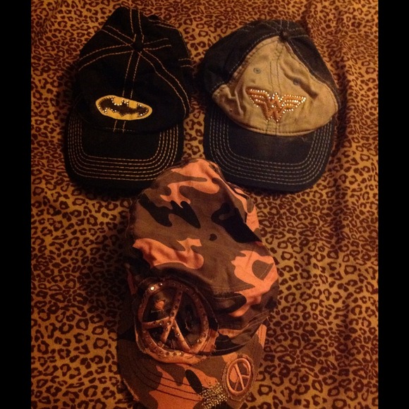 Bateman, Wonder Woman , peace hats