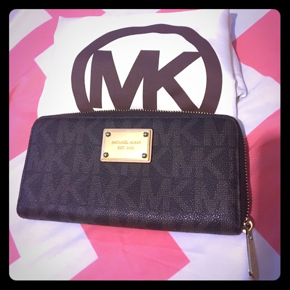 Authentic Michael Kors wallet