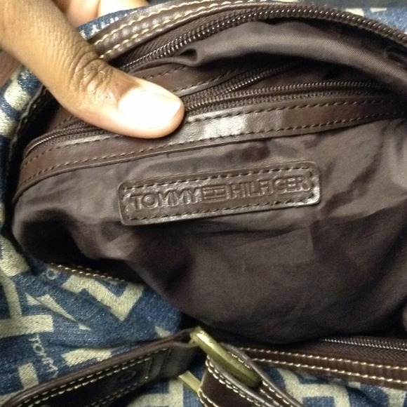 Denim colored Tommy Hilfiger Purse - Picture 4 of 4