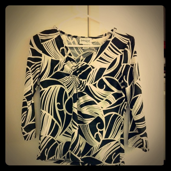 Nwt claudia Richard black & white top