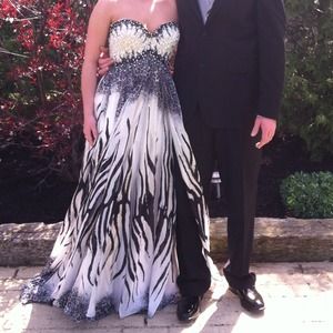 Elegant dress