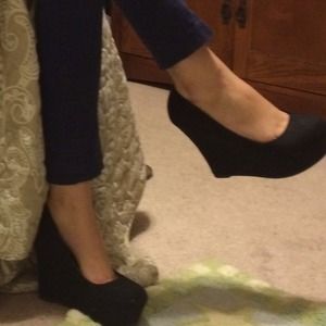Steve Madden Wedges 4inch