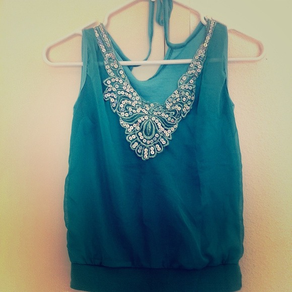 Cute green chiffon tank beautiful design - Picture 1 of 2