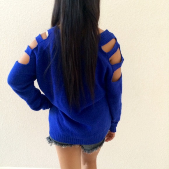 Bundled:F21 Black Craze Cutout Shoulder Cardigan - Picture 3 of 3