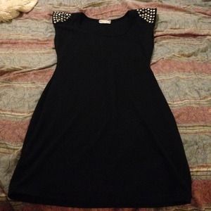 Black Bodycon with Studded Shoulders 💕