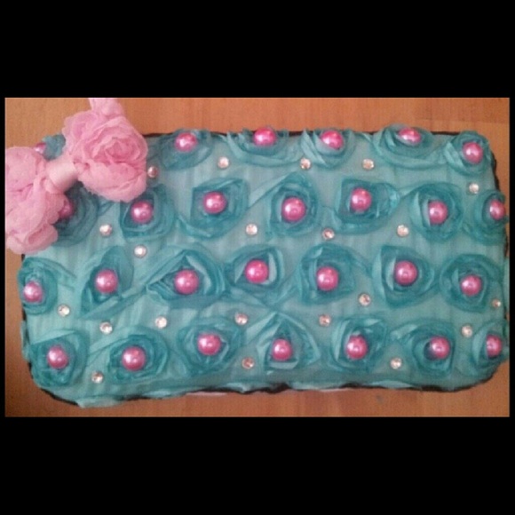 CLASSY WIPE CASE - Picture 1 of 1