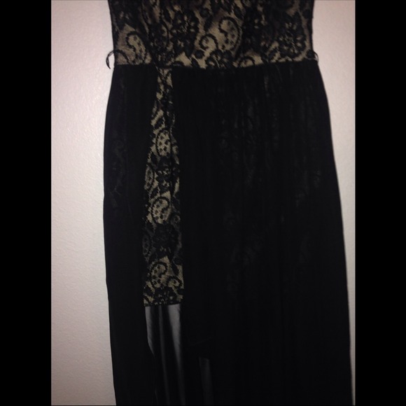 Dress - Picture 2 of 2