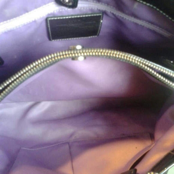 Authentic Coach handbag - Picture 3 of 4