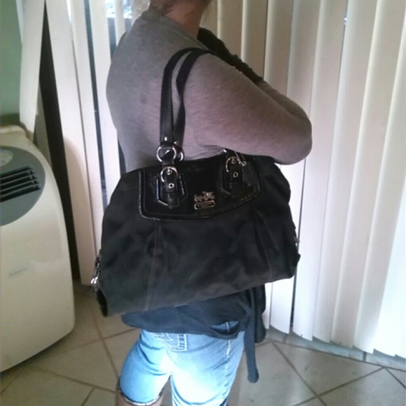 Authentic Coach handbag - Picture 4 of 4