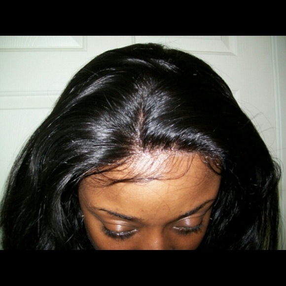 Beautiful Body Wave Lace Front Wig 22-24 inches!! - Picture 4 of 4
