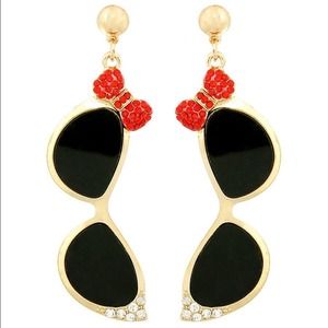 💋Sunglasses Drop Earrings w/ bow. (Clearance)