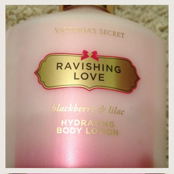 VICTORIAS SECRET Ravishing Love Lotion