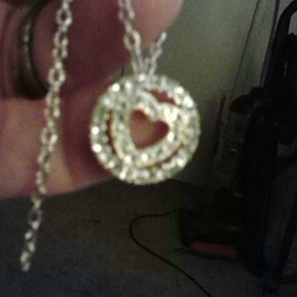 Pendant - Picture 2 of 2