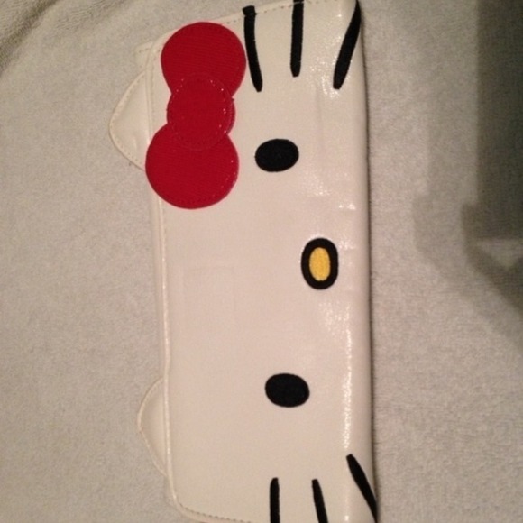 Hello kitty purse/ wallet