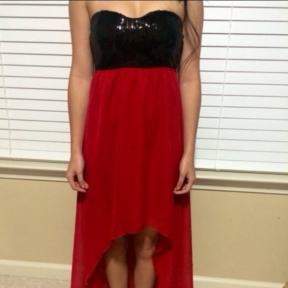 Red and black hi-lo sequin dress - Picture 1 of 3