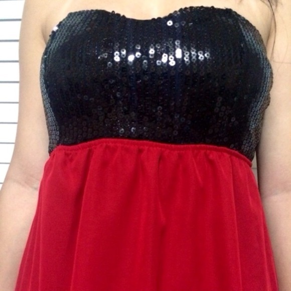 Red and black hi-lo sequin dress - Picture 3 of 3
