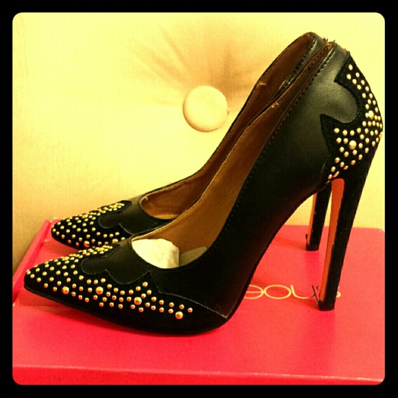 New in Box Black and Gold Studded Pumps
