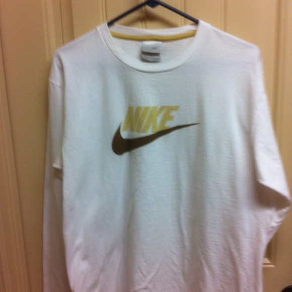 Nike LS Tshirt