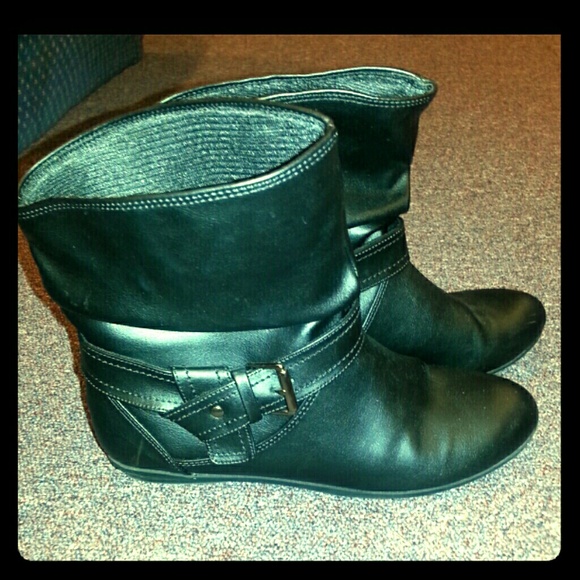 💟 FINAL: Black buckle boots