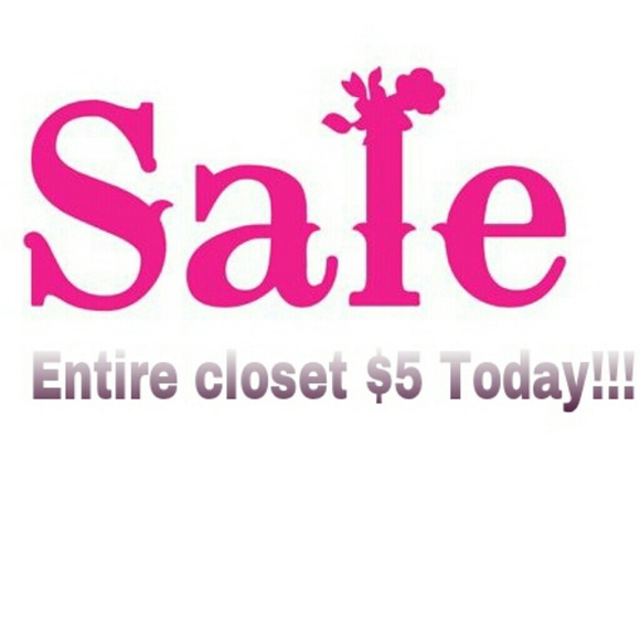 Everything must go! Discount with bundles!